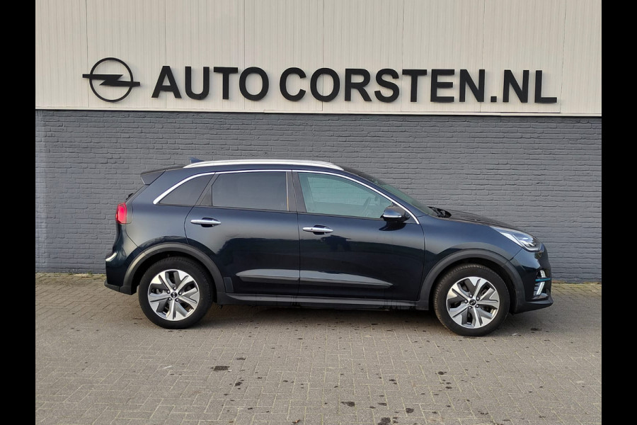 Kia e-Niro ExecutiveLine 64kWh Trekhaak Leder Warmtepomp Adap.Cruise Elek.Stoel+Memory JBL®-Audio Pdc Navi Ecc Camera Apple Carplay Android Stoelverwarming+Koeling Stuurverwarming Lmv Privacy Glas DAB Vess Lane Assist Blind Spot 1e Eigenaar Origineel Nederlandse Auto