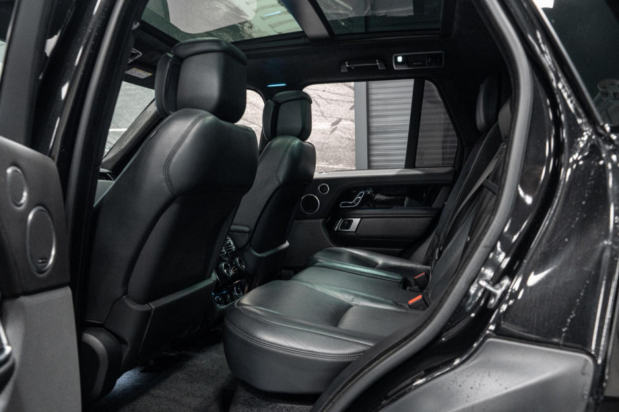 Land Rover Range Rover 3.0 TDV6 Autobiography *Meridian / Panoramadak / Stoelventilatie / Massage / Standkachel / Carplay / Head-up