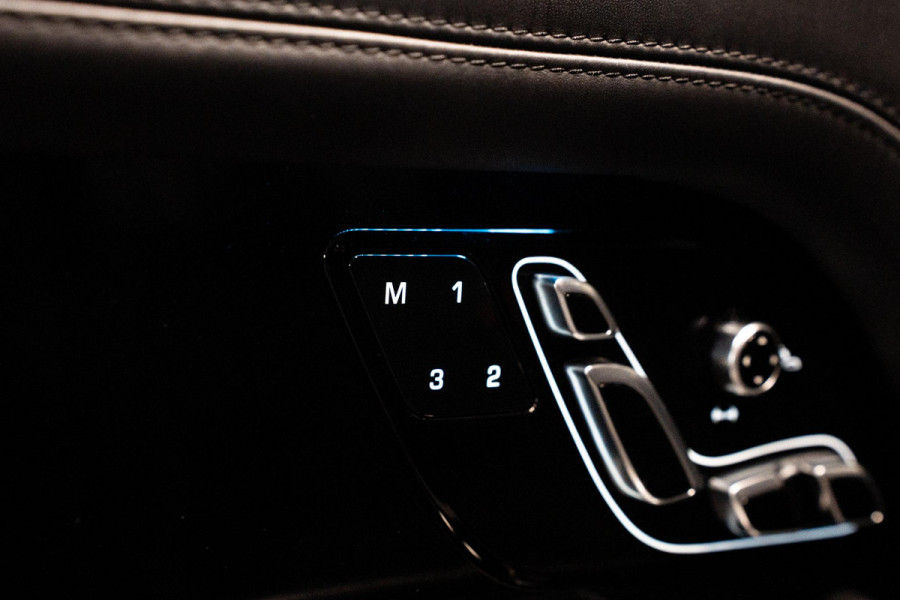 Land Rover Range Rover 3.0 TDV6 Autobiography *Meridian / Panoramadak / Stoelventilatie / Massage / Standkachel / Carplay / Head-up