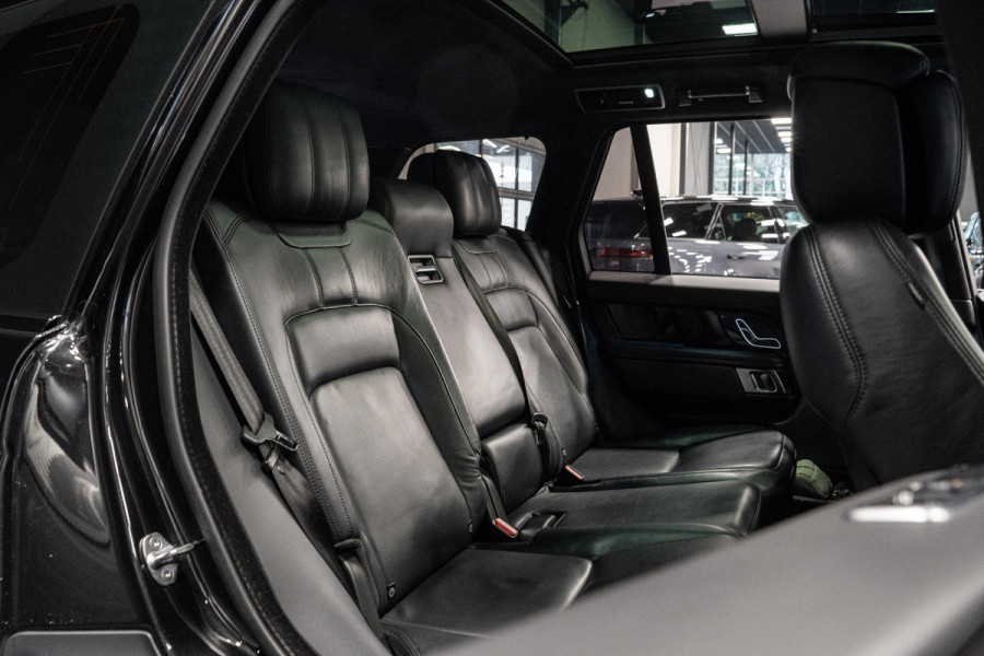 Land Rover Range Rover 3.0 TDV6 Autobiography *Meridian / Panoramadak / Stoelventilatie / Massage / Standkachel / Carplay / Head-up