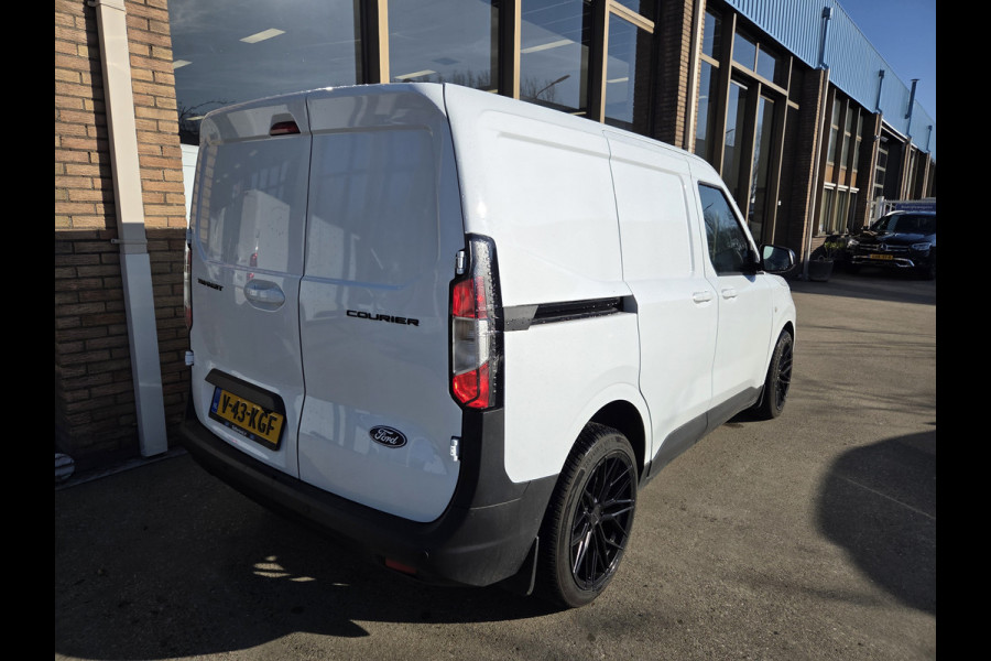 Volkswagen Caddy / Ford Transit Courier Limited 92Kw - 125Pk ALS NIEUW Links & Rechts Schuifdeur Navi Camera Carplay