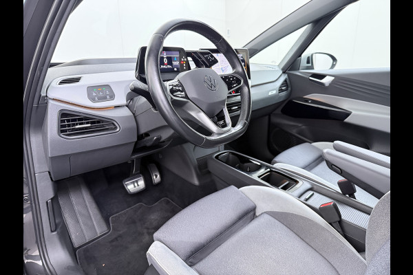 Volkswagen ID.3 First Max 62kWh Pano-dak 20"lm Head-Up-Display Adap.Cruise Camera Elek.Stoelen Navi Ecc Keyless Advanced Head-Up Matrix-Led SOH 91% Ergo Active Stoelen+Stuur+Stoelverwarming Led-a-licht dynamisch Apple Carplay Android Auto Dodehoek detector Dealeronderhouden Origineel Nederlandse Auto € 49.175,- nieuw!