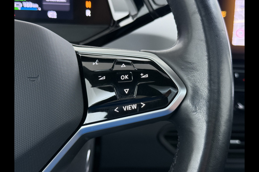 Volkswagen ID.3 First Max 62kWh Pano-dak 20"lm Head-Up-Display Adap.Cruise Camera Elek.Stoelen Navi Ecc Keyless Advanced Head-Up Matrix-Led SOH 91% Ergo Active Stoelen+Stuur+Stoelverwarming Led-a-licht dynamisch Apple Carplay Android Auto Dodehoek detector Dealeronderhouden Origineel Nederlandse Auto € 49.175,- nieuw!