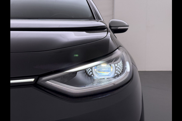 Volkswagen ID.3 First Max 62kWh Pano-dak 20"lm Head-Up-Display Adap.Cruise Camera Elek.Stoelen Navi Ecc Keyless Advanced Head-Up Matrix-Led SOH 91% Ergo Active Stoelen+Stuur+Stoelverwarming Led-a-licht dynamisch Apple Carplay Android Auto Dodehoek detector Dealeronderhouden Origineel Nederlandse Auto € 49.175,- nieuw!