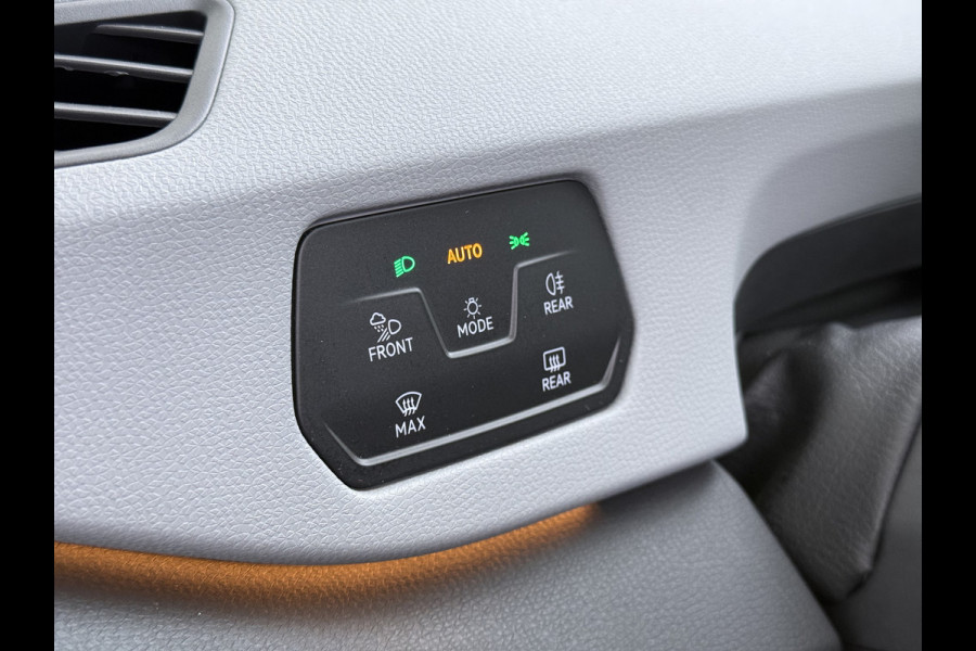 Volkswagen ID.3 First Max 62kWh Pano-dak 20"lm Head-Up-Display Adap.Cruise Camera Elek.Stoelen Navi Ecc Keyless Advanced Head-Up Matrix-Led SOH 91% Ergo Active Stoelen+Stuur+Stoelverwarming Led-a-licht dynamisch Apple Carplay Android Auto Dodehoek detector Dealeronderhouden Origineel Nederlandse Auto € 49.175,- nieuw!