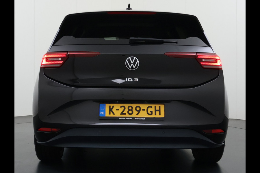 Volkswagen ID.3 First Max 62kWh Pano-dak 20"lm Head-Up-Display Adap.Cruise Camera Elek.Stoelen Navi Ecc Keyless Advanced Head-Up Matrix-Led SOH 91% Ergo Active Stoelen+Stuur+Stoelverwarming Led-a-licht dynamisch Apple Carplay Android Auto Dodehoek detector Dealeronderhouden Origineel Nederlandse Auto € 49.175,- nieuw!