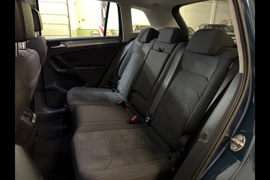Volkswagen Tiguan E-HYBRID 245PK DSG LIFE TREKHAAK/NAVI/STUURVERW.