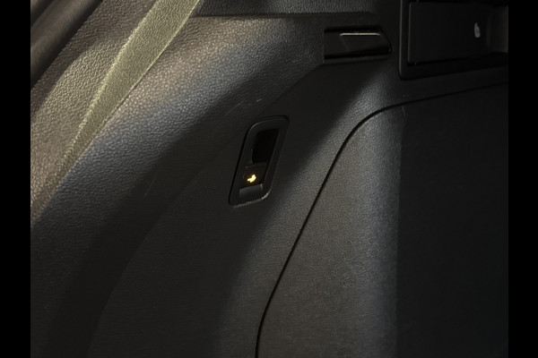 Volkswagen Tiguan E-HYBRID 245PK DSG LIFE TREKHAAK/NAVI/STUURVERW.