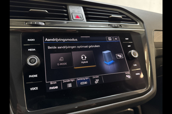 Volkswagen Tiguan E-HYBRID 245PK DSG LIFE TREKHAAK/NAVI/STUURVERW.