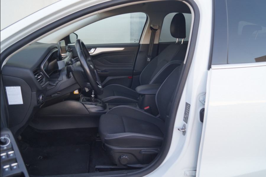 Ford Focus Wagon 1.0 EcoBoost Trend Edition Business -NAVI-CAM-