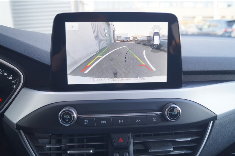 Ford Focus Wagon 1.0 EcoBoost Trend Edition Business -NAVI-CAM-