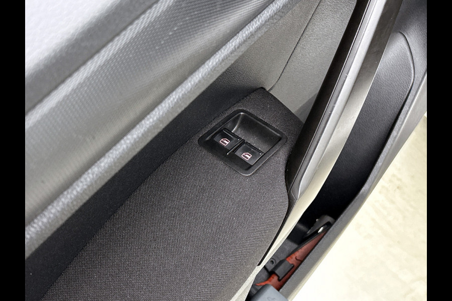 Volkswagen Caddy 2.0 TDI 5Pers. Euro6 Trendline / 2xSchuifdeur / Airco / Pdc. / Radio multimedia / Apk 01-2027