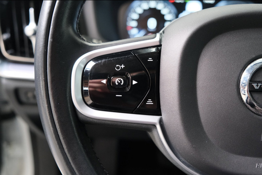 Volvo V60 2.0 T6 Recharge AWD Inscription - Airco, Cruise, PDC, Camera, Carplay, Trekhaak.