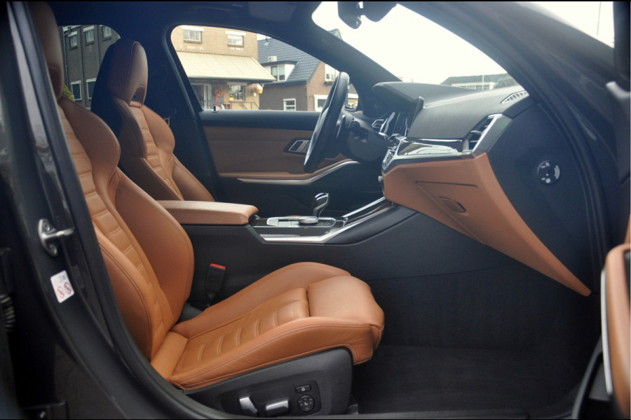 BMW 3 Serie Touring M340i xDrive Business Edition | Panoramadak | Laser | HUD | HK Audio | Premium Selection garantie t/m 09/2027