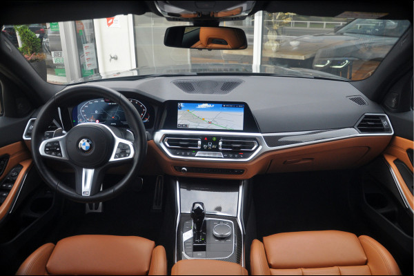 BMW 3 Serie Touring M340i xDrive Business Edition | Panoramadak | Laser | HUD | HK Audio | Premium Selection garantie t/m 09/2027