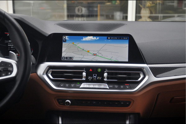 BMW 3 Serie Touring M340i xDrive Business Edition | Panoramadak | Laser | HUD | HK Audio | Premium Selection garantie t/m 09/2027