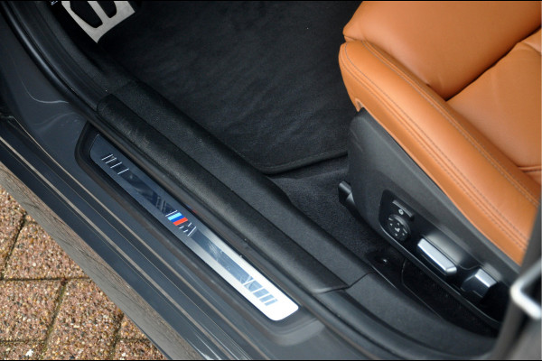 BMW 3 Serie Touring M340i xDrive Business Edition | Panoramadak | Laser | HUD | HK Audio | Premium Selection garantie t/m 09/2027