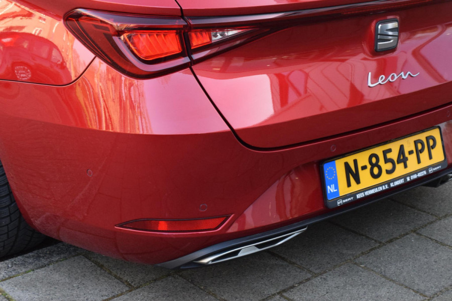 Seat Leon Sportstourer 1.5 eTSI FR|Cam.|Trekh.|ACC|Stoel+stuurverw.