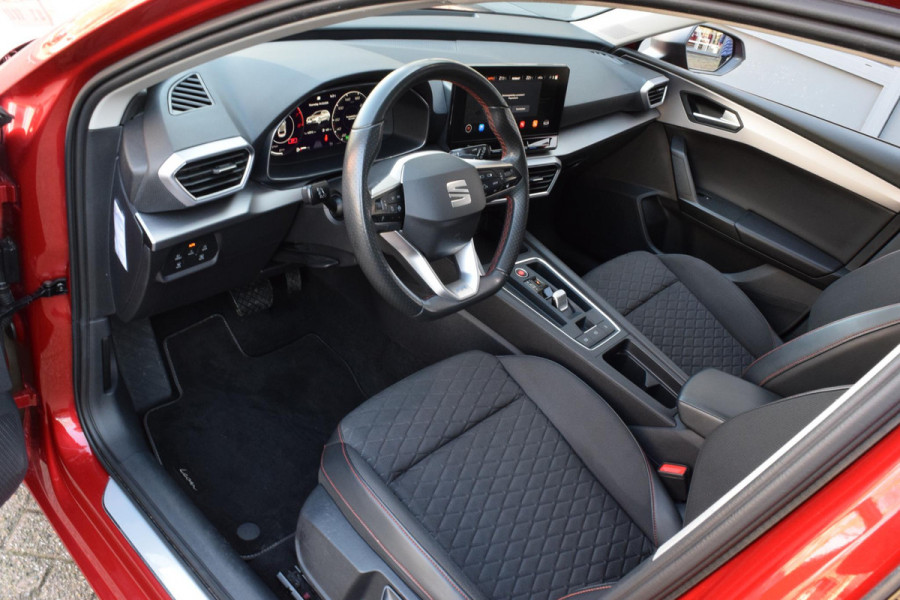 Seat Leon Sportstourer 1.5 eTSI FR|Cam.|Trekh.|ACC|Stoel+stuurverw.