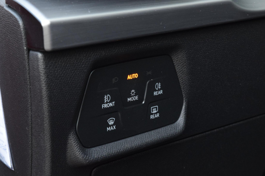 Seat Leon Sportstourer 1.5 eTSI FR|Cam.|Trekh.|ACC|Stoel+stuurverw.