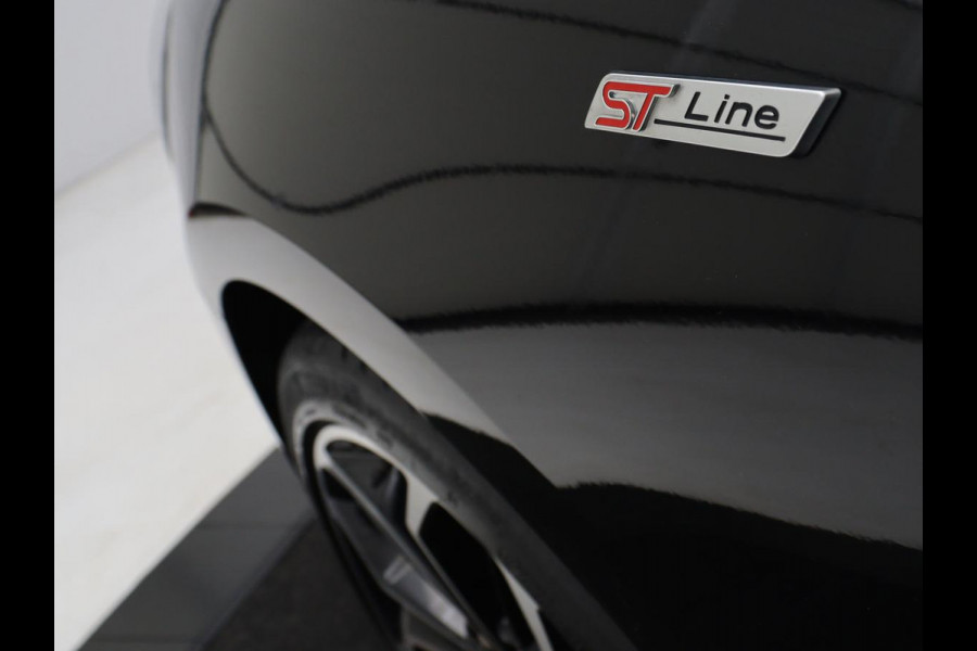 Ford Focus 1.0 EcoBoost Hybrid ST Line X | 51.500km NAP | Camera | Carplay | B&O Sound | Keyless | Full LED | Navigatie | Digital Cockpit | Climate control | Cruise control