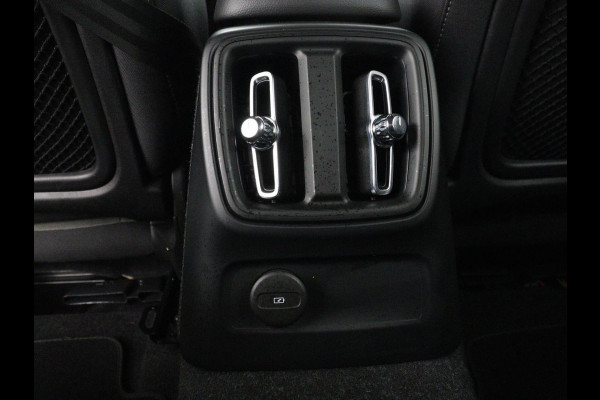 Volvo XC40 1.5 T5 Recharge Inscription Expression | Stoel & stuurverwarming | 360 Camera | Adaptive cruise | Harman/Kardon | Carplay | Navigatie | Full LED | PHEV | Plug In