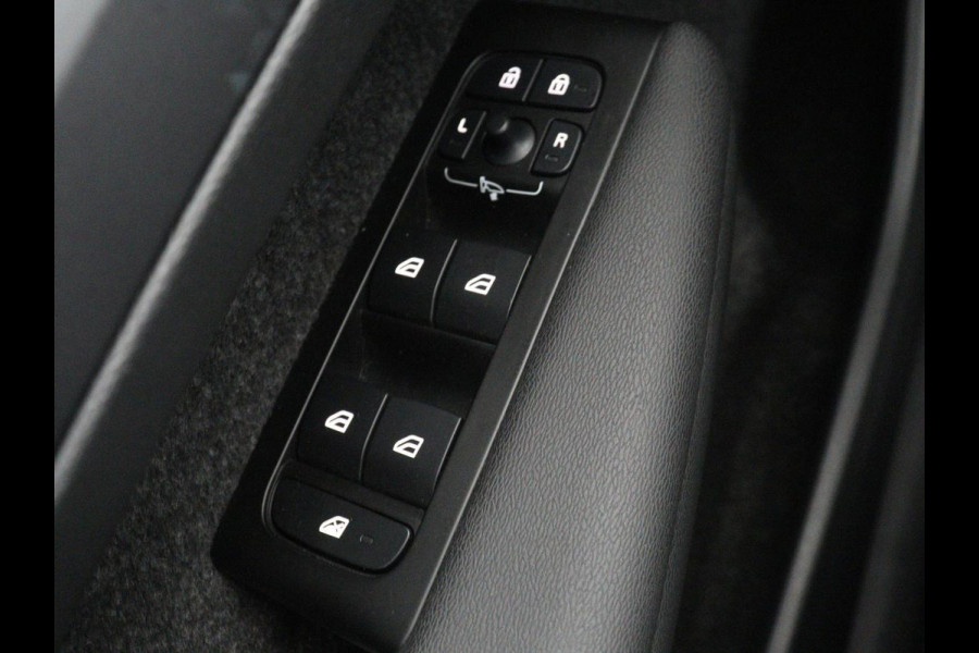 Volvo XC40 1.5 T5 Recharge Inscription Expression | Stoel & stuurverwarming | 360 Camera | Adaptive cruise | Harman/Kardon | Carplay | Navigatie | Full LED | PHEV | Plug In