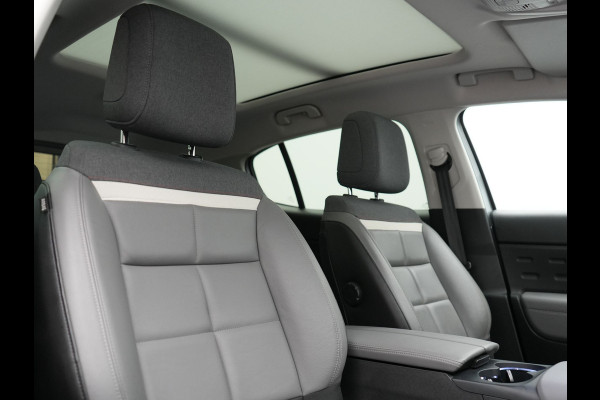 Citroën C5 Aircross 1.6 Shine PHEV 225pk Dealer O.H PHEV | Panodak | 360 Camera | Adaptive Cruise | Lederen Comfortstoelen Verwarmd | Blis | Navigatie | Apple Carplay | Virtual | DAB | 19" L.M. | Plug In Hybrid |