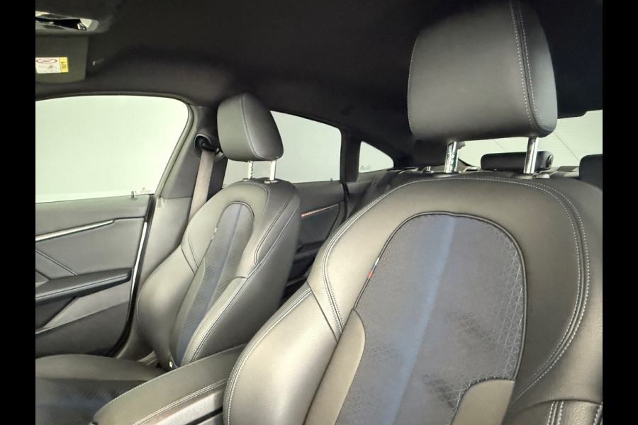 BMW 2 Serie Gran Coupé 218i M Sport Executive Navi|Camera|Carplay|Dealer Onderhouden