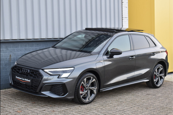 Audi A3 Sportback 45 TFSI e S-Line 245 Pk Alle Opties Pano RS-Stoel Head-Up Memory Keyless RS3 18 Inch