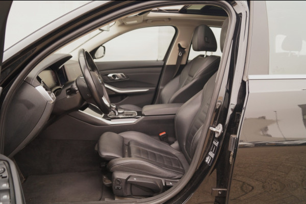 BMW 3 Serie Touring 320i 184pk Business Edition Plus -PANO-LEER-