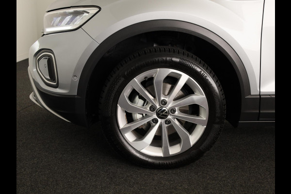 Volkswagen T-Roc 1.5 TSI Life Edition 150 PK | Automaat (DSG) | Navigatie | Extra getint glas | Verlengde garantie