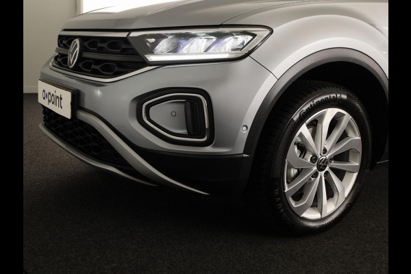 Volkswagen T-Roc 1.5 TSI Life Edition 150 PK | Automaat (DSG) | Navigatie | Extra getint glas | Verlengde garantie