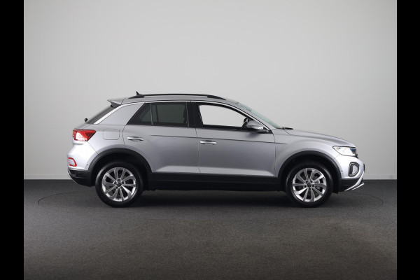 Volkswagen T-Roc 1.5 TSI Life Edition 150 PK | Automaat (DSG) | Navigatie | Extra getint glas | Verlengde garantie