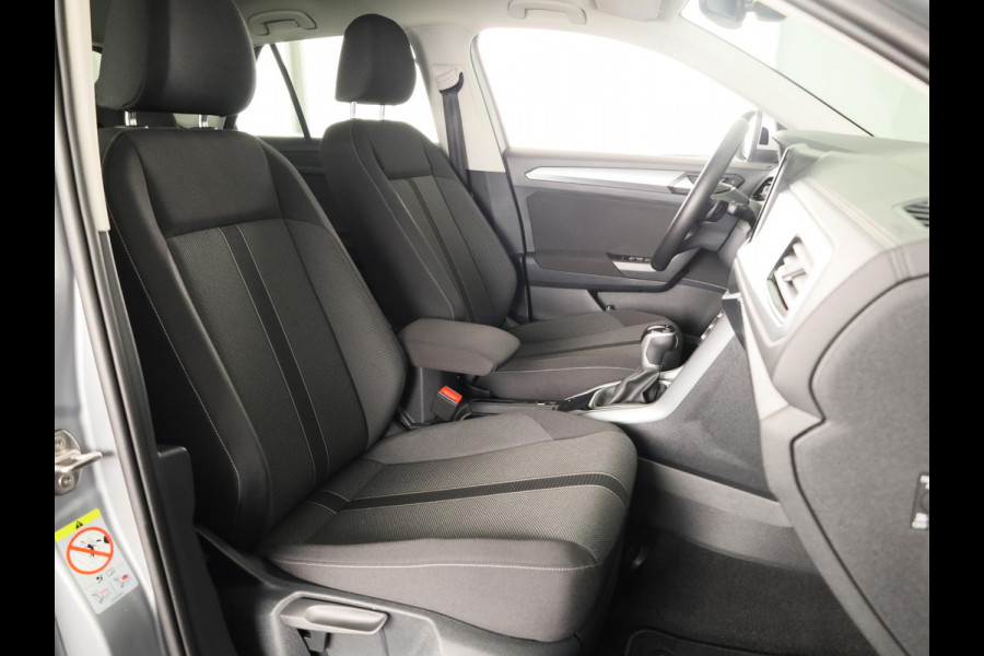 Volkswagen T-Roc 1.5 TSI Life Edition 150 PK | Automaat (DSG) | Navigatie | Extra getint glas | Verlengde garantie