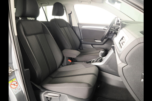 Volkswagen T-Roc 1.5 TSI Life Edition 150 PK | Automaat (DSG) | Navigatie | Extra getint glas | Verlengde garantie