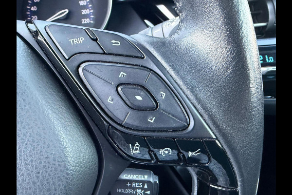 Toyota C-HR 1.8 Hybrid Dynamic / navigatie / PDC v+a CARPLAY