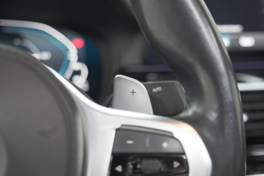 BMW 5 Serie 545e xDrive Business Edition Plus | M Sportpakket | Driving Assistant Professional | Harman Kardon Surround Sound System