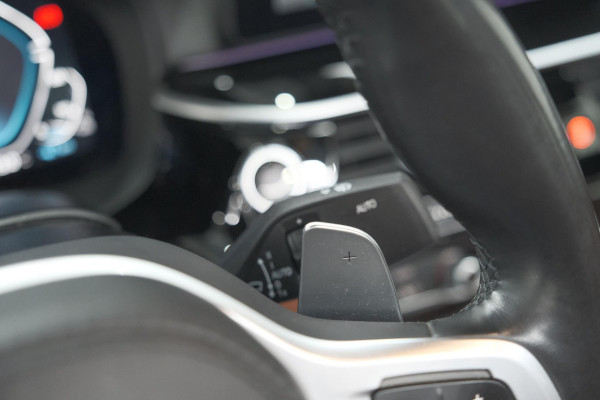 BMW 5 Serie 545e xDrive Business Edition Plus | M Sportpakket | Driving Assistant Professional | Harman Kardon Surround Sound System