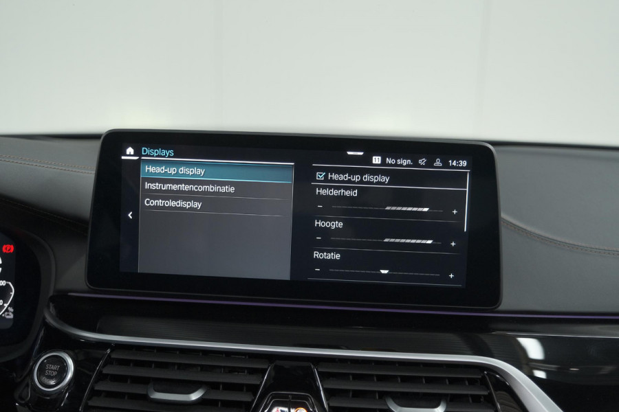 BMW 5 Serie 545e xDrive Business Edition Plus | M Sportpakket | Driving Assistant Professional | Harman Kardon Surround Sound System