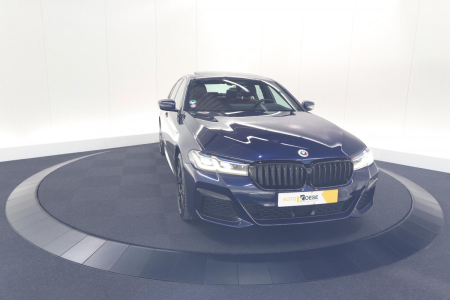 BMW 5 Serie 545e xDrive Business Edition Plus | M Sportpakket | Driving Assistant Professional | Harman Kardon Surround Sound System
