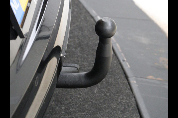 Kia ProCeed 1.6 T-GDI GT | 204pk | Panoramadak | Leder/Alcantara | Stoel & stuurverwarming | Trekhaak | Adaptive cruise | JBL Sound | Carplay | Camera | Navigatie | Full LED | Keyless | Achterbankverwarming