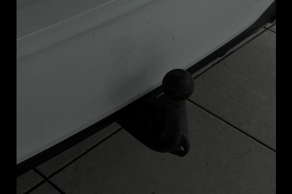 Mercedes-Benz A-Klasse 180 AMG Night Navi|Sfeer|Stoelverwarming|Dealer Onderhouden