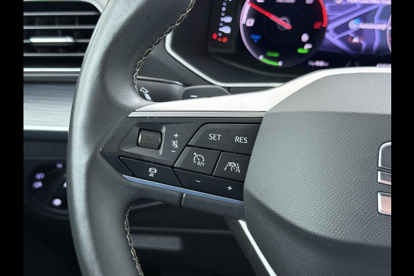 Seat Tarraco 1.4 TSI e-Hybrid PHEV Xperience Business Intense VAN €31.900,- NU VOOR SLECHTS €29.877,- Uw LENTEVOORDEEL €2.023,- |ELEK. ACHTERKLEP| DODE HOEK SENSOR| STOEL+ STUUR VERWARMING| 360 CAMERA | ACHTERBANK VERWARMD| CARPLAY| RIJKLAARPRIJS INCL. 12 MND BOVAG GARANTIE