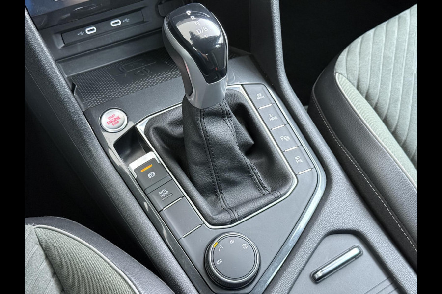 Seat Tarraco 1.4 TSI e-Hybrid PHEV Xperience Business Intense VAN €31.900,- NU VOOR SLECHTS €29.877,- Uw LENTEVOORDEEL €2.023,- |ELEK. ACHTERKLEP| DODE HOEK SENSOR| STOEL+ STUUR VERWARMING| 360 CAMERA | ACHTERBANK VERWARMD| CARPLAY| RIJKLAARPRIJS INCL. 12 MND BOVAG GARANTIE