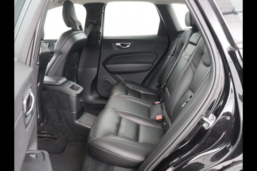 Volvo XC60 2.0 T8 Twin Engine AWD Inscription | Panoramadak | Leder | 360 Camera | Adaptive cruise | Stoelverwarming | Memory | Trekhaak | Carplay | Navigatie | Stuurverwarming | PHEV | Plug In