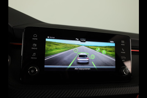 Škoda Kamiq 1.0 TSI Monte Carlo 115 pk | Verlengde garantie | Navigatie via App | Panoramadak | Parkeersensoren | Achteruitrijcamera | Stoelverwarming |