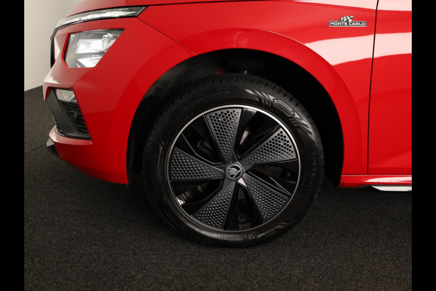 Škoda Kamiq 1.0 TSI Monte Carlo 115 pk | Verlengde garantie | Navigatie via App | Panoramadak | Parkeersensoren | Achteruitrijcamera | Stoelverwarming |