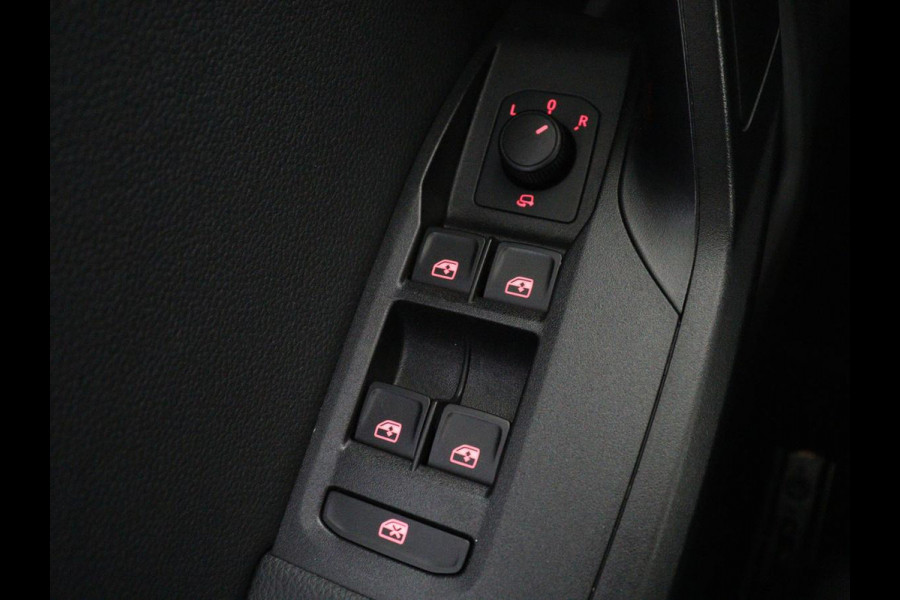 Seat Arona 1.5 TSI EVO FR Intens | Stoelverwarming | Leder/Alcantara | Full LED | Adaptive cruise | Camera | Dodehoek detectie | Carplay | Navigatie | Climate control | Park Assist | Keyless