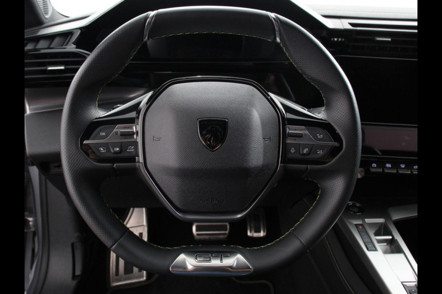 Peugeot 308 1.2 PureTech GT Climate control Adaptive cruise control Parkeersensoren Achteruitrijcamera Navigatie  LED Apple Carplay/ Android Auto